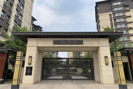 平桥区世界城二期3室2厅1卫70万105m2毛坯房出售